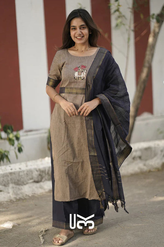 Kurta set (Dress) In Soft Brown