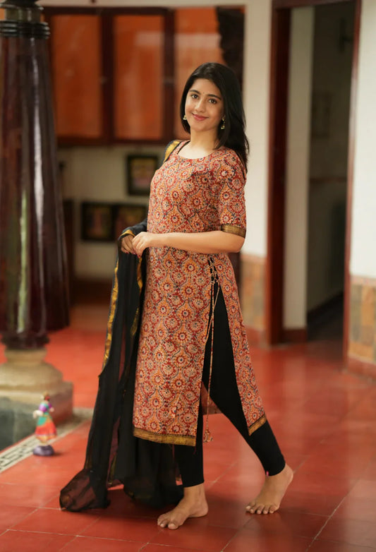 Kurta set (Dress) In Pink (Copy)