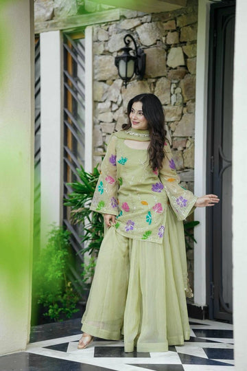 Floral Embroidered Regular Thread Work Straight Kurta with Palazzos & Dupatta