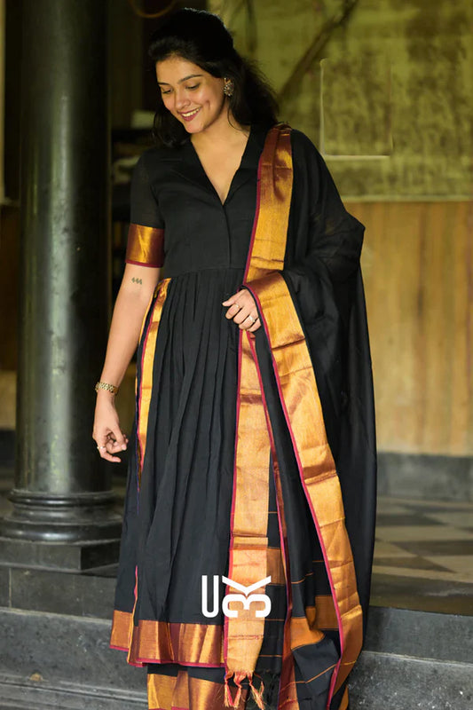 Halini Handloom Suit Set